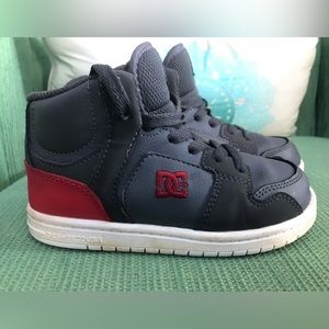 DC Toddler’s Spark High RS sz 10, Gray and Red